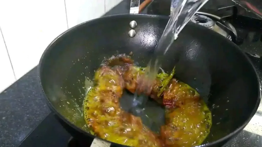 কাতলা মাছের পাতলা ঝোল রেসিপি 